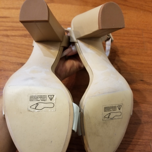 Zara Mid-Heel Sandals with Ankle Straps - Picture 2 of 5